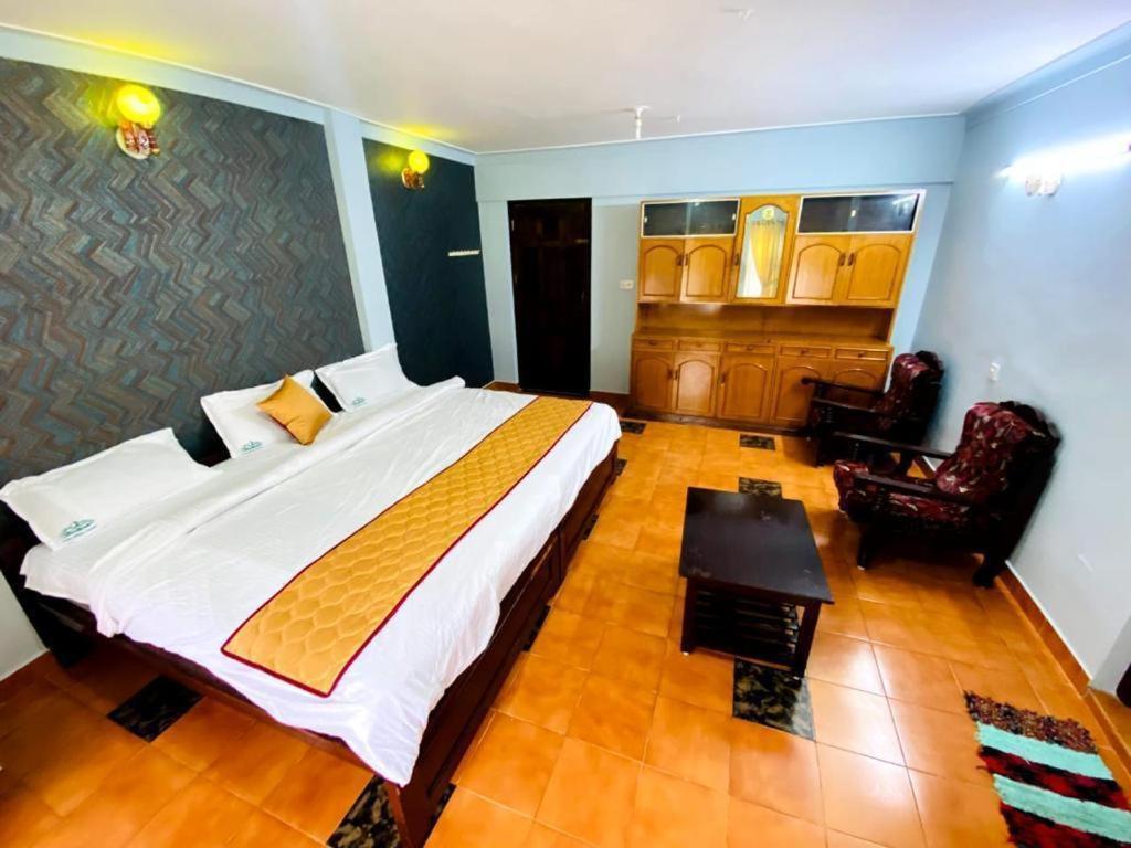 Bob Lesiure Hotel Ooty Eksteriør billede
